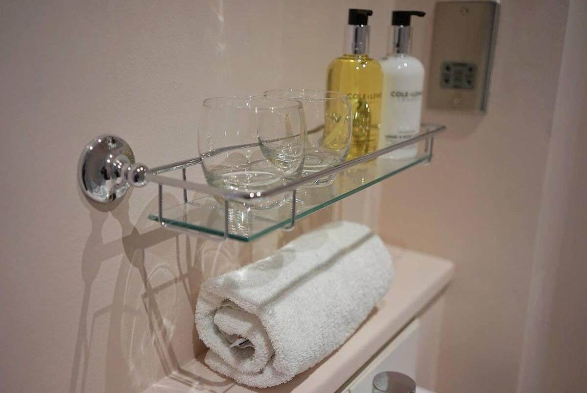 The Alma Taverns Boutique Suites - Room 1 - Hopewell Bristol Extérieur photo