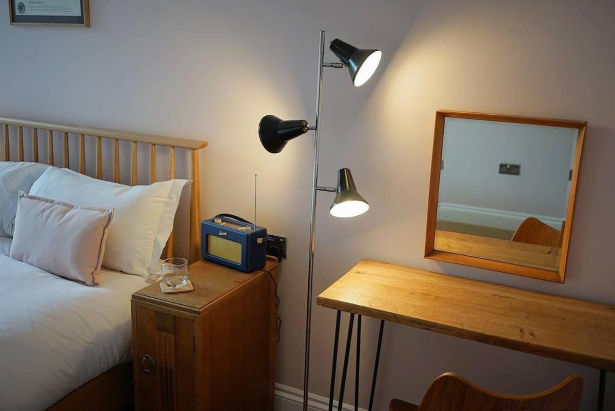 The Alma Taverns Boutique Suites - Room 1 - Hopewell Bristol Extérieur photo